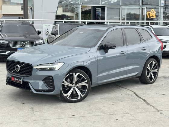 VOLVO XC60 2.0 T8 RECHARGE ULTIMATE DARK AWD GEARTRONIC